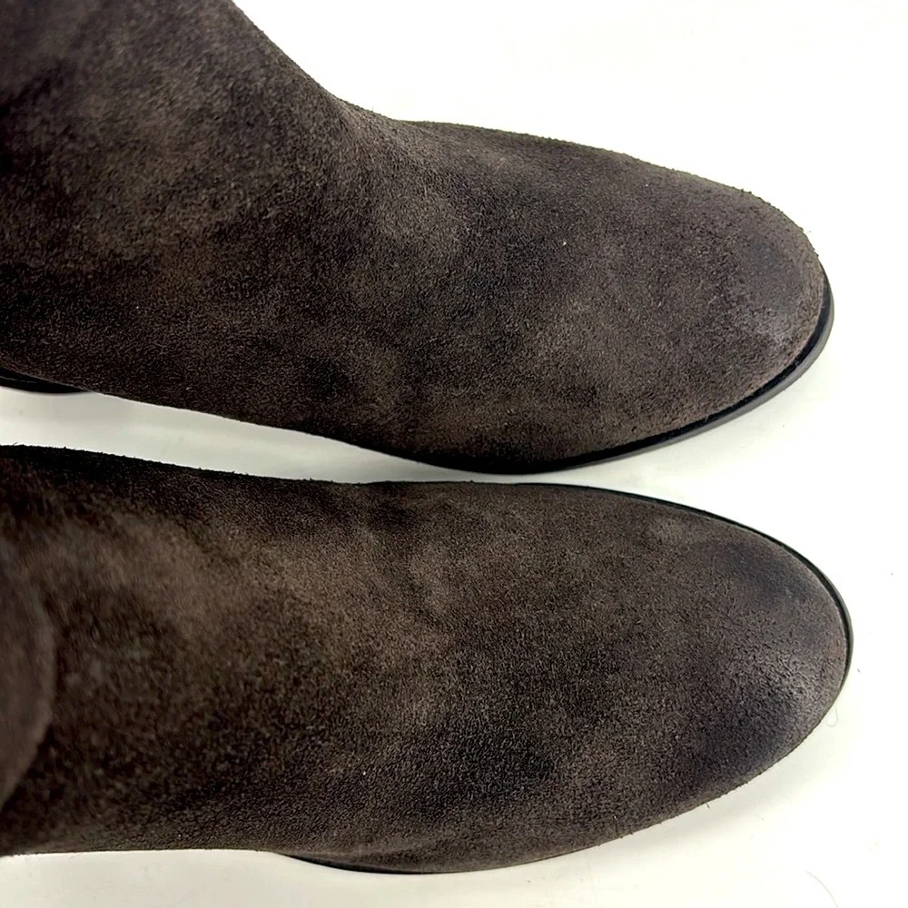 UEC Arturo Chiang brown/ green suede heeled booties with box worn once - Picture 8 of 9